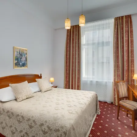 Boutique Seven Days Hotel 4*