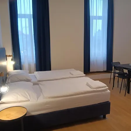 Powder Tower Aparthotel *