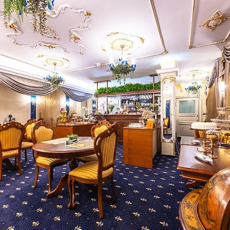 General Old Town 5* Prague