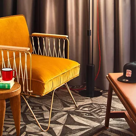 Mama Shelter Hotel
