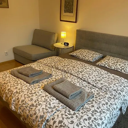 Apartment Kosatcova Prague