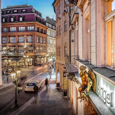 Lägenhetshotell Golden Angel By Adrez 4*