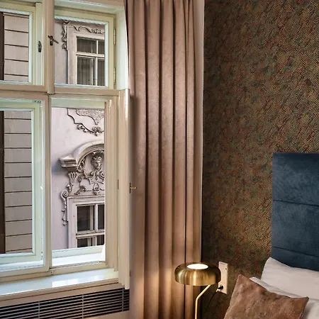 Aparthotel Golden Angel By Adrez