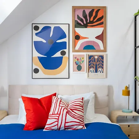 Turnkey I Charles Square Apartment Prague