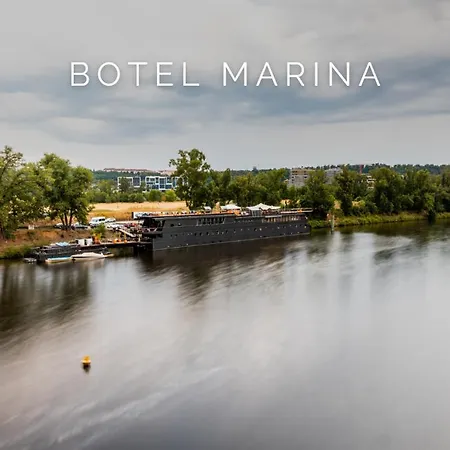 Marina 2*