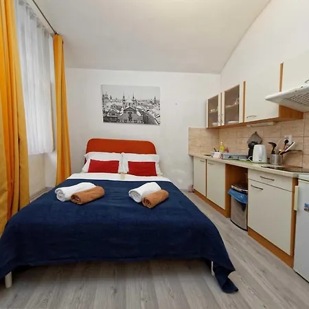 Riverside Apartment *