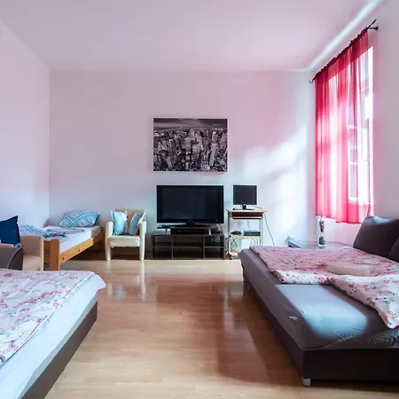 Stepanska Apartment