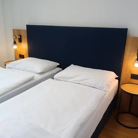 Powder Tower Aparthotel *