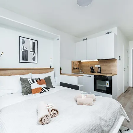 Mymozart By Rentero Aparthotel *