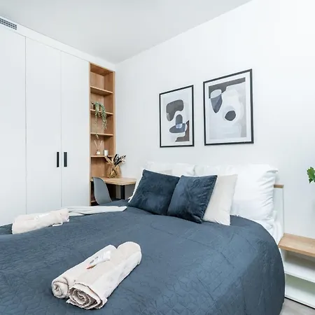 Aparthotel Mymozart By Rentero