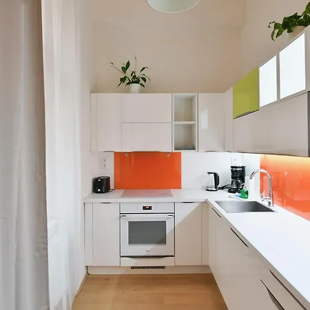 Appartamento Klimentska 52 *