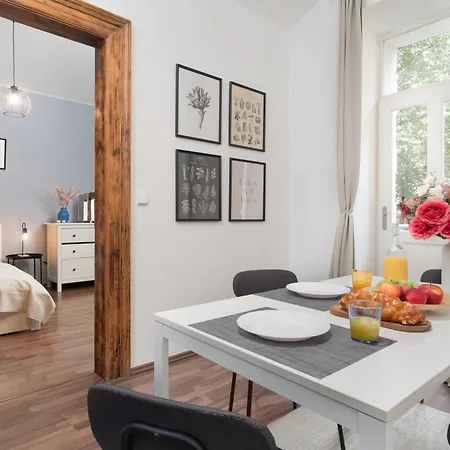 Days - Modern Apts - Fast Wifi - Netflix - 7 Min Wenceslas Sq Praga