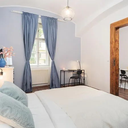 Days - Modern Apts - Fast Wifi - Netflix - 7 Min Wenceslas Sq * Praga