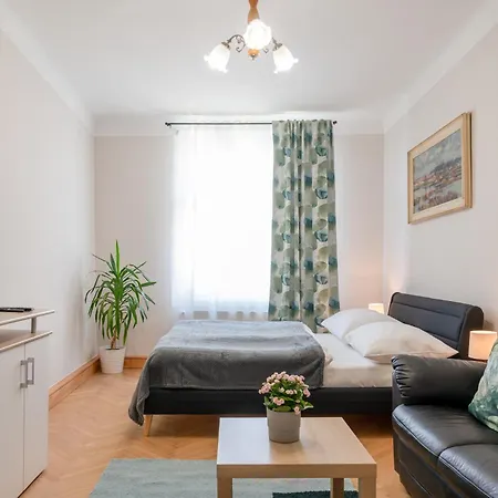 Apartamento Palace Petrarca Praga