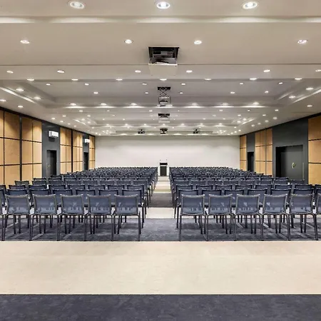 מלון Vienna House By Wyndham Diplomat
