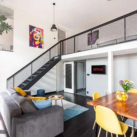 Duplex With 3 Bedrooms