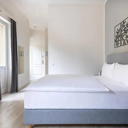 Kinsky Garden And By Dwellfort Aparthotel Prague
