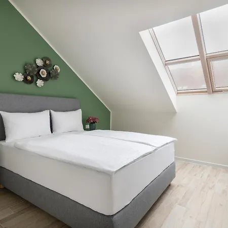 Aparthotel Kinsky Garden And By Dwellfort