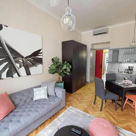 Apartmanhotel Garden By Tkc