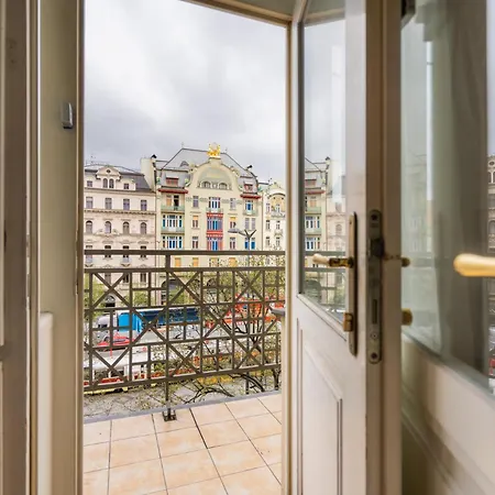 Hotel Ea Melantrich 4*