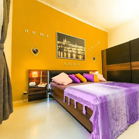 Apartment In The Center Of Prague