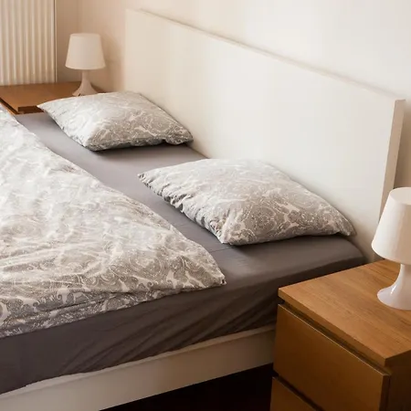 Spacious 2 Bedroom With Terrace