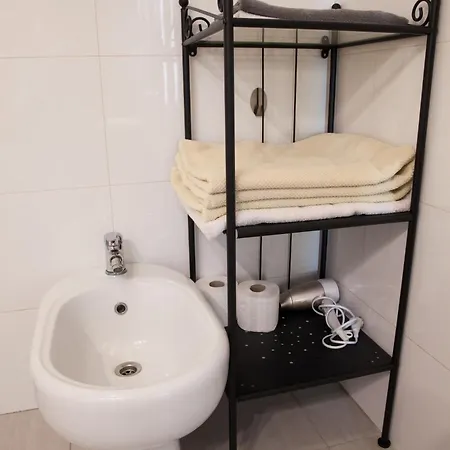 Apartment Spacious 2 Bedroom With Terrace *