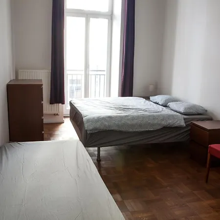 Apartment Spacious 2 Bedroom With Terrace *