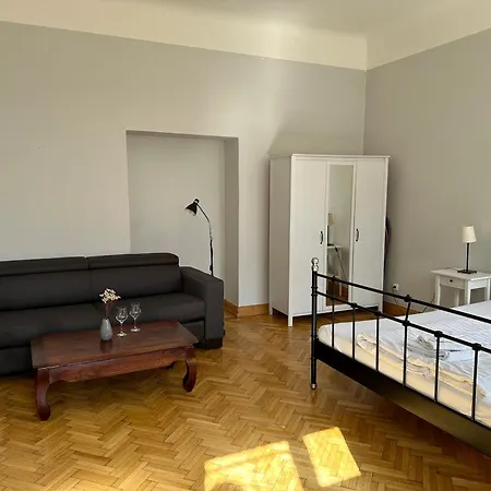 Historic Centre Iv Apartment