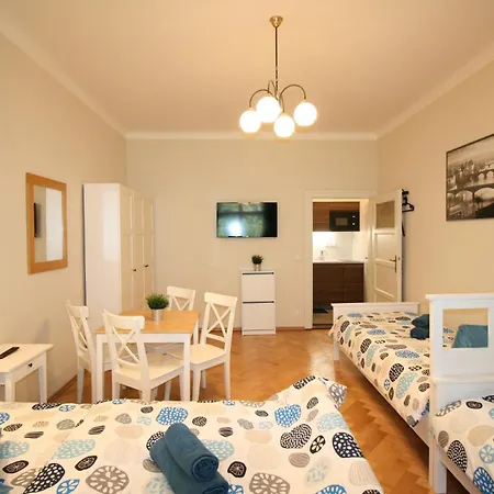 Finnem Pod Znonarkou *