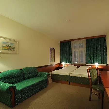 Three Crowns Hotel Praga