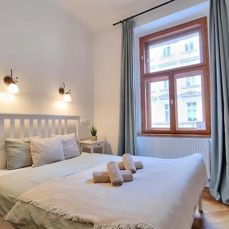 Apartment Finnem Florenc *