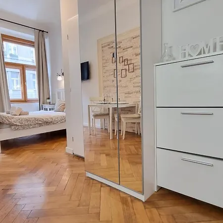 Apartment Finnem Florenc *