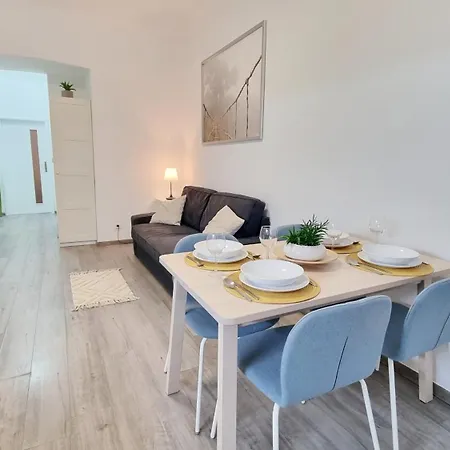 Finnem Florenc Apartment *