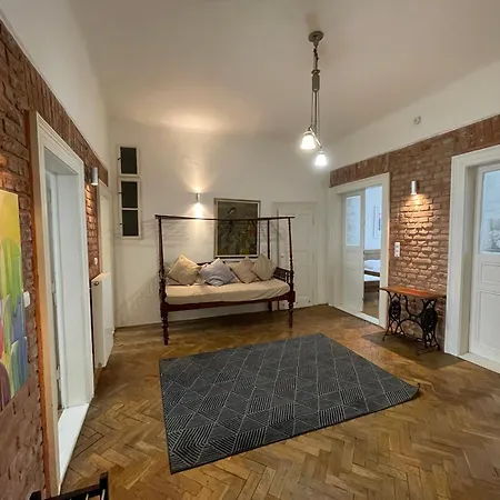 Charles Bridge Premium Residence Aparthotel 4*