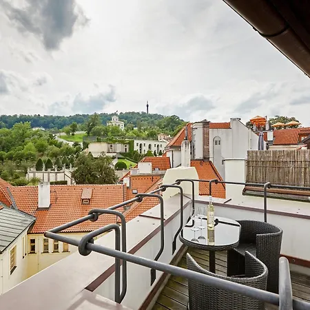 Homestay At The Blue Lion & Parking Assistance Prague