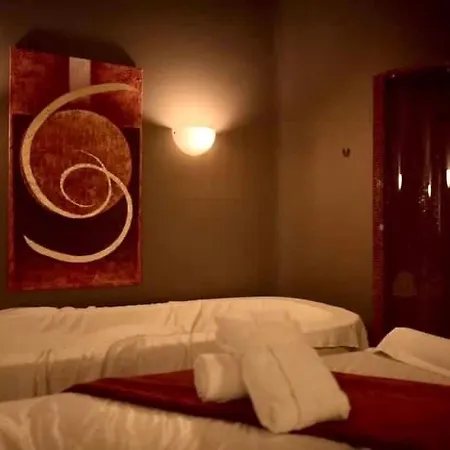 Szálloda Le Palais Art 5*