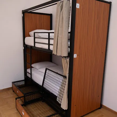 Hostel Women's Only - Female Only
