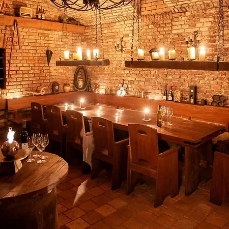 Hattrick Guest house 3*