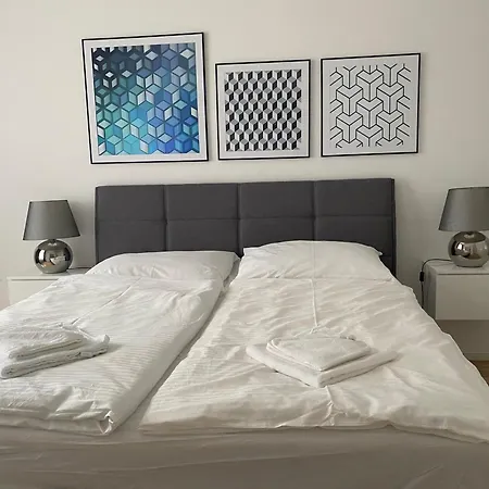 아파트 Class In Old Town 2 Bedrooms