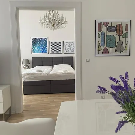 아파트 Class In Old Town 2 Bedrooms *