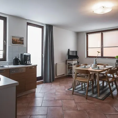 Spacious With Huge Balcony! Prague