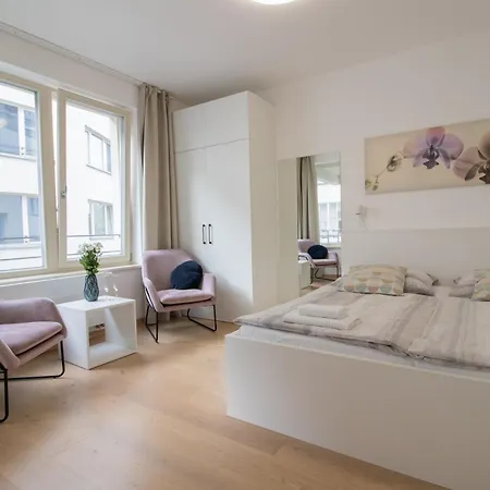 Apartment Krakovska Cr *