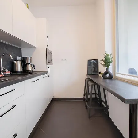 Apartment Krakovska Cr *