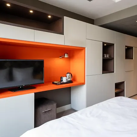 Otel Innside By Melia Old Town