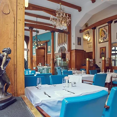 Szálloda Paris 5*