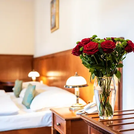 Arkada Hotel