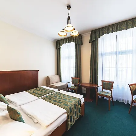 Arkada Hotel 4*