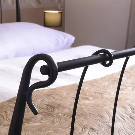 Esprit Hotel 3*