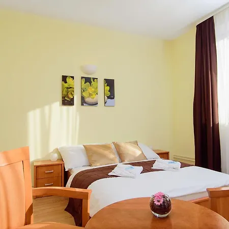 Brilliant 3* Prague
